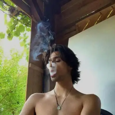 申午瑶